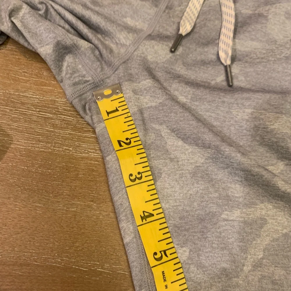 Vuori Light Gray Camouflage Pants - Picture 6 of 9